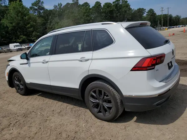 3VV3B7AX2RM063043 2024 VOLKSWAGEN TIGUAN - Image 2