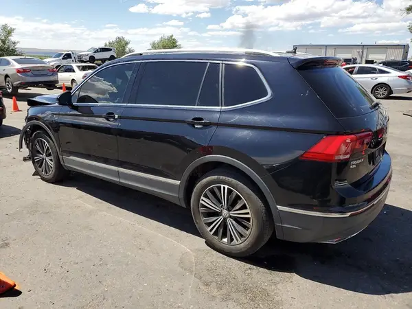3VV3B7AX3JM005057 2018 VOLKSWAGEN TIGUAN - Image 2
