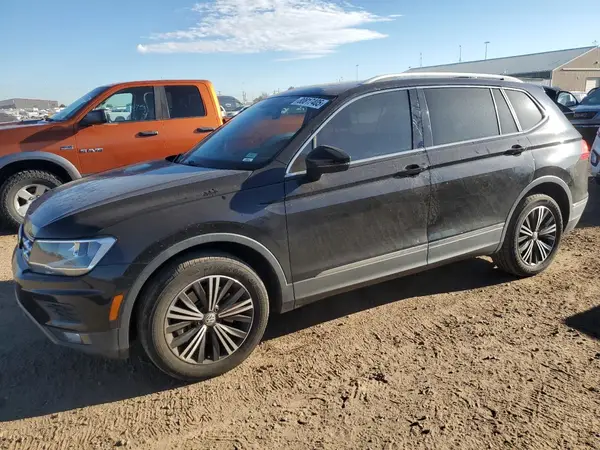 3VV3B7AX3JM013448 2018 VOLKSWAGEN TIGUAN - Image 1