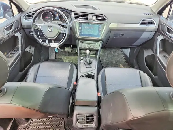 3VV3B7AX3JM013787 2018 VOLKSWAGEN TIGUAN - Image 8