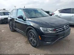 3VV3B7AX3JM015202 2018 VOLKSWAGEN TIGUAN