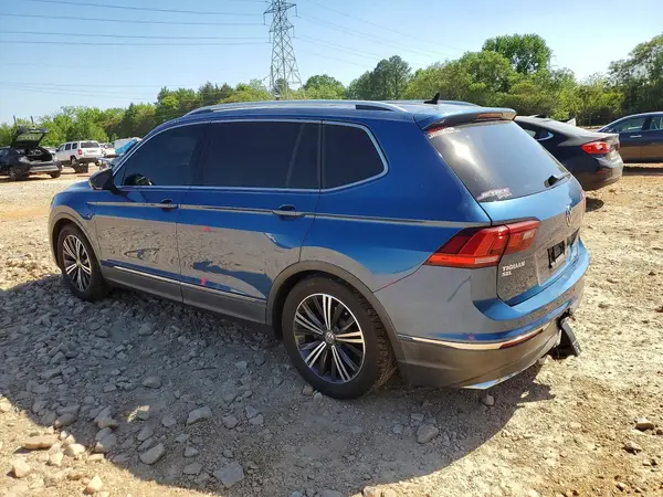 3VV3B7AX3JM016768 2018 VOLKSWAGEN TIGUAN - Image 2