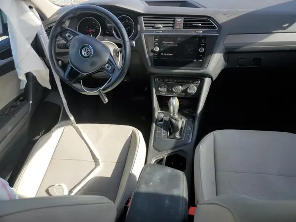 3VV3B7AX3JM018715 2018 VOLKSWAGEN TIGUAN - Image 8