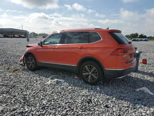 3VV3B7AX3JM021663 2018 VOLKSWAGEN TIGUAN - Image 2