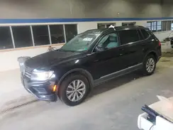 3VV3B7AX3JM033795 2018 VOLKSWAGEN TIGUAN
