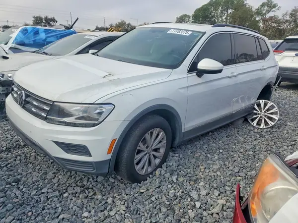 3VV3B7AX3JM052654 2018 VOLKSWAGEN TIGUAN - Image 1