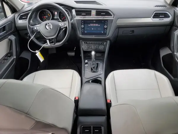 3VV3B7AX3JM060883 2018 VOLKSWAGEN TIGUAN - Image 8