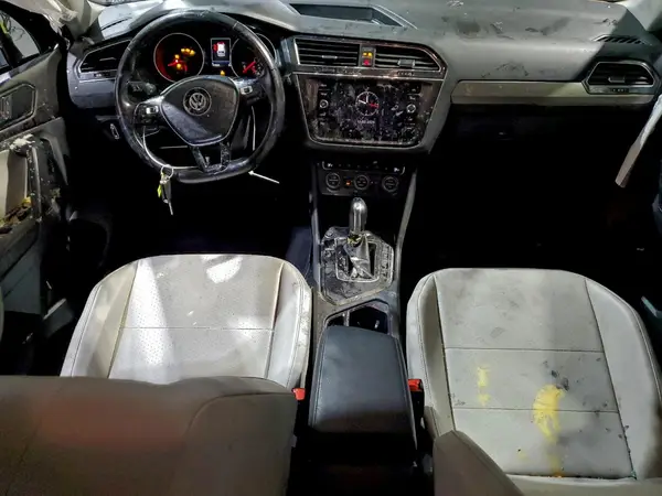3VV3B7AX3JM065503 2018 VOLKSWAGEN TIGUAN - Image 8