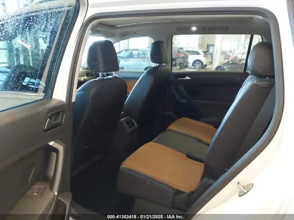 3VV3B7AX3JM090191 2018 VOLKSWAGEN TIGUAN - Image 8