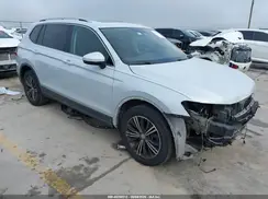 3VV3B7AX3JM091387 2018 VOLKSWAGEN TIGUAN