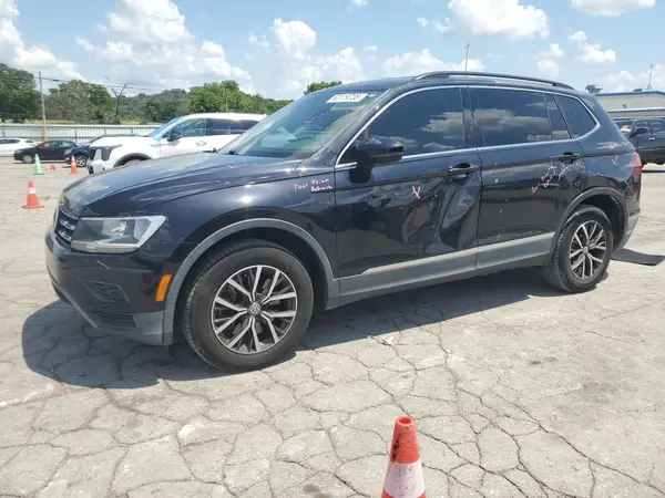3VV3B7AX3JM137655 2018 VOLKSWAGEN TIGUAN - Image 1