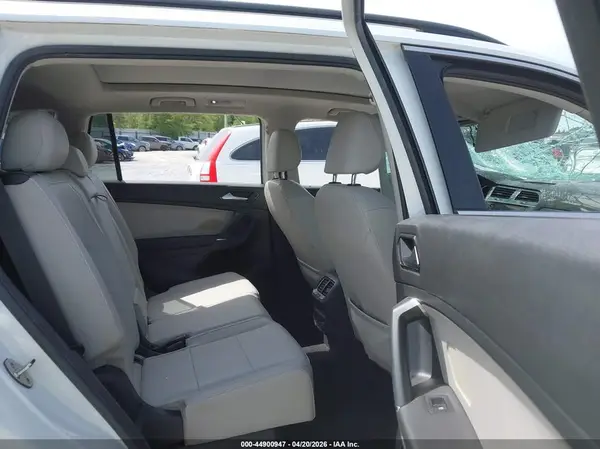 3VV3B7AX3JM161647 2018 VOLKSWAGEN TIGUAN - Image 8