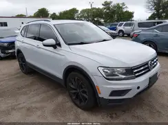3VV3B7AX3JM188007 2018 VOLKSWAGEN TIGUAN