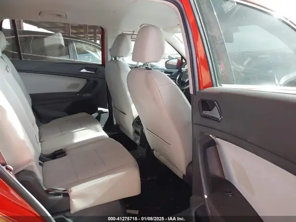 3VV3B7AX3JM190422 2018 VOLKSWAGEN TIGUAN - Image 8