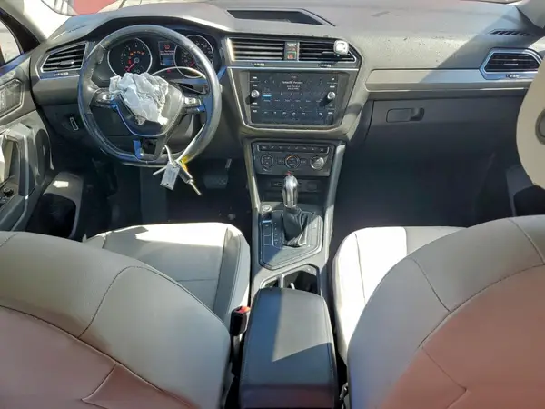 3VV3B7AX3JM191375 2018 VOLKSWAGEN TIGUAN - Image 8