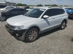 3VV3B7AX3JM213066 2018 VOLKSWAGEN TIGUAN