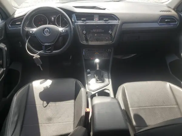 3VV3B7AX3JM213066 2018 VOLKSWAGEN TIGUAN - Image 8