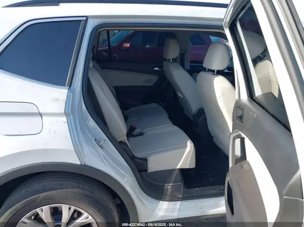 3VV3B7AX3JM214346 2018 VOLKSWAGEN TIGUAN - Image 8