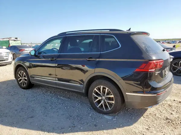 3VV3B7AX3JM215450 2018 VOLKSWAGEN TIGUAN - Image 2