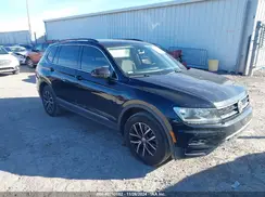 3VV3B7AX3JM222804 2018 VOLKSWAGEN TIGUAN