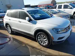 3VV3B7AX3KM063722 2019 VOLKSWAGEN TIGUAN