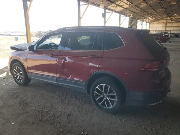 3VV3B7AX3KM098163 2019 VOLKSWAGEN TIGUAN - Image 2