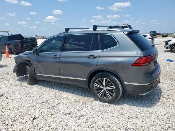 3VV3B7AX3KM105158 2019 VOLKSWAGEN TIGUAN - Image 2