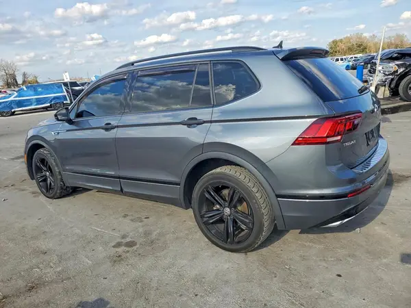 3VV3B7AX3KM107489 2019 VOLKSWAGEN TIGUAN - Image 2