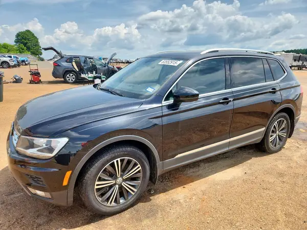 3VV3B7AX3KM133591 2019 VOLKSWAGEN TIGUAN - Image 1