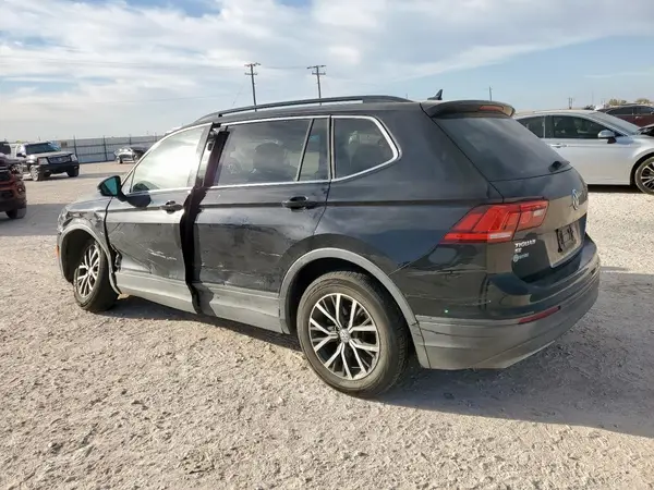 3VV3B7AX3KM141626 2019 VOLKSWAGEN TIGUAN - Image 2