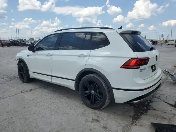 3VV3B7AX3KM167028 2019 VOLKSWAGEN TIGUAN - Image 2