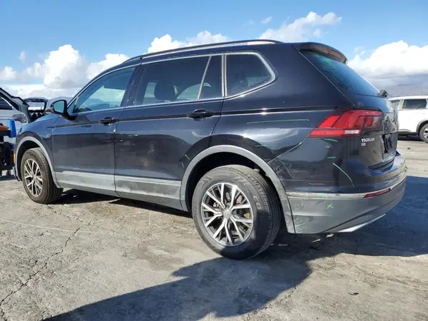 3VV3B7AX3LM005174 2020 VOLKSWAGEN TIGUAN - Image 2
