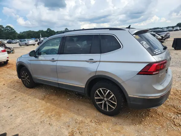 3VV3B7AX3LM037252 2020 VOLKSWAGEN TIGUAN - Image 2