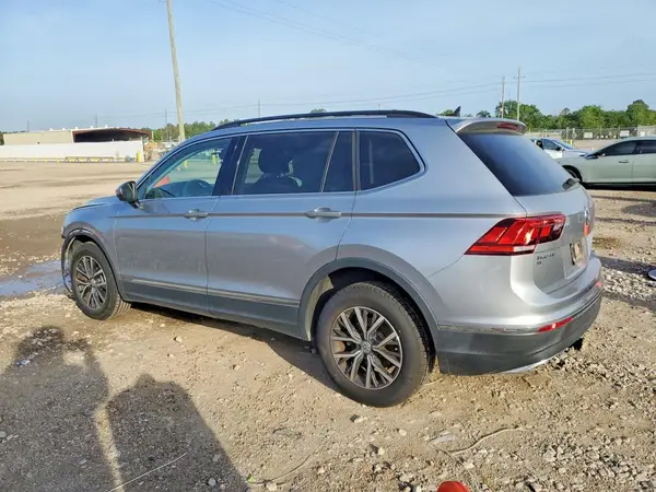 3VV3B7AX3LM061938 2020 VOLKSWAGEN TIGUAN - Image 2