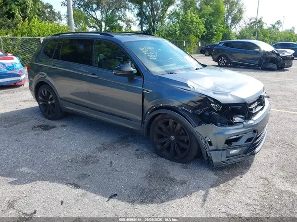 3VV3B7AX3LM062734 2020 VOLKSWAGEN TIGUAN - Image 1