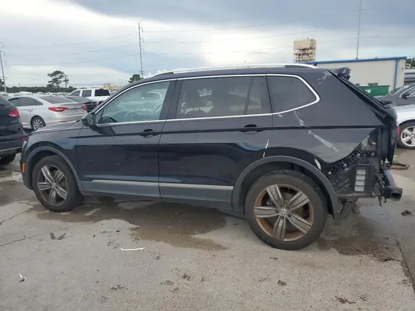 3VV3B7AX3LM079730 2020 VOLKSWAGEN TIGUAN - Image 2