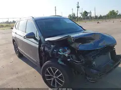 3VV3B7AX3LM087035 2020 VOLKSWAGEN TIGUAN