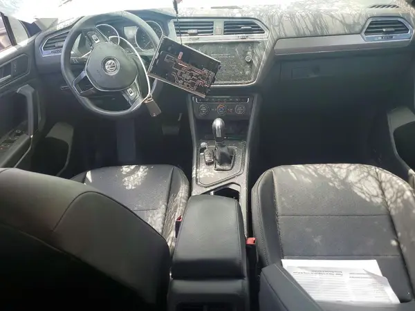 3VV3B7AX3LM095748 2020 VOLKSWAGEN TIGUAN - Image 8
