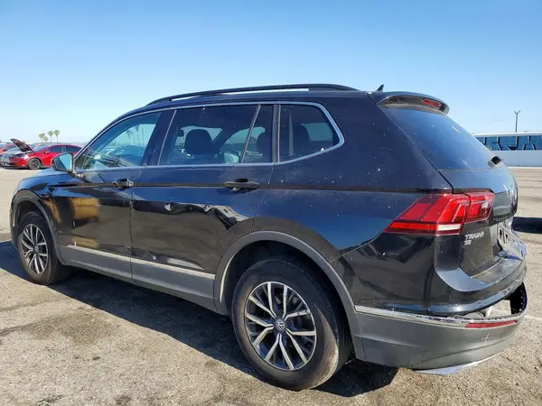 3VV3B7AX3LM098178 2020 VOLKSWAGEN TIGUAN - Image 2