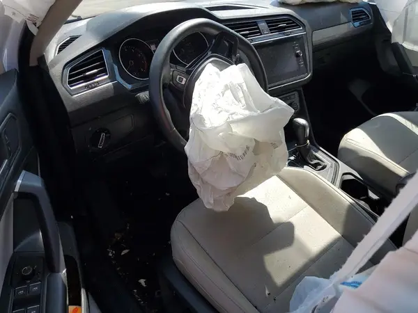 3VV3B7AX3LM101922 2020 VOLKSWAGEN TIGUAN - Image 8