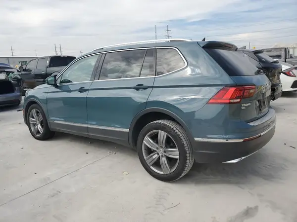 3VV3B7AX3LM108823 2020 VOLKSWAGEN TIGUAN - Image 2