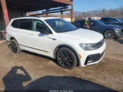 3VV3B7AX3LM132989 2020 VOLKSWAGEN TIGUAN