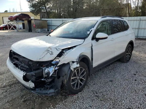 3VV3B7AX3LM144530 2020 VOLKSWAGEN TIGUAN - Image 1