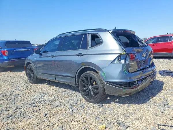 3VV3B7AX3LM147511 2020 VOLKSWAGEN TIGUAN - Image 2
