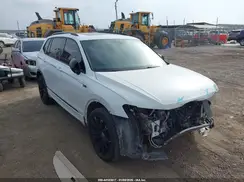 3VV3B7AX3LM160503 2020 VOLKSWAGEN TIGUAN