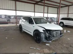 3VV3B7AX3MM014877 2021 VOLKSWAGEN TIGUAN