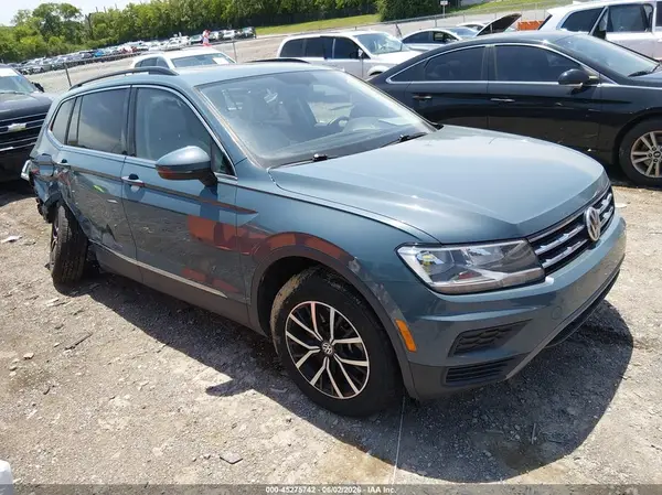 3VV3B7AX3MM040783 2021 VOLKSWAGEN TIGUAN - Image 1