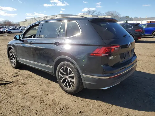 3VV3B7AX3MM042775 2021 VOLKSWAGEN TIGUAN - Image 2