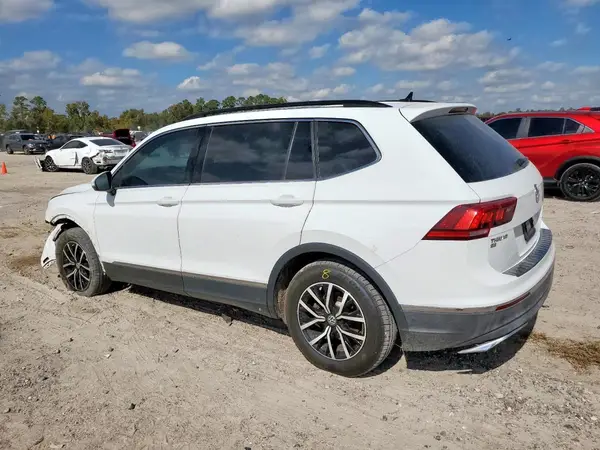 3VV3B7AX3MM043831 2021 VOLKSWAGEN TIGUAN - Image 2