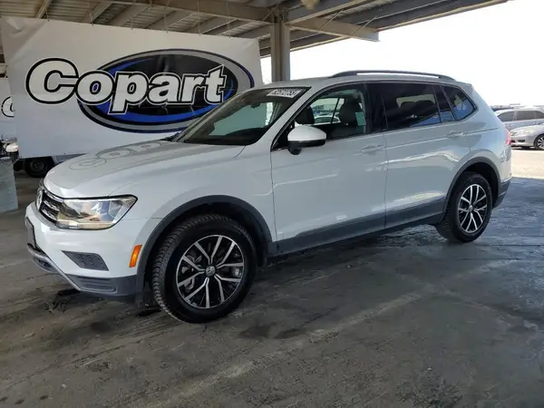 3VV3B7AX3MM047670 2021 VOLKSWAGEN TIGUAN - Image 1